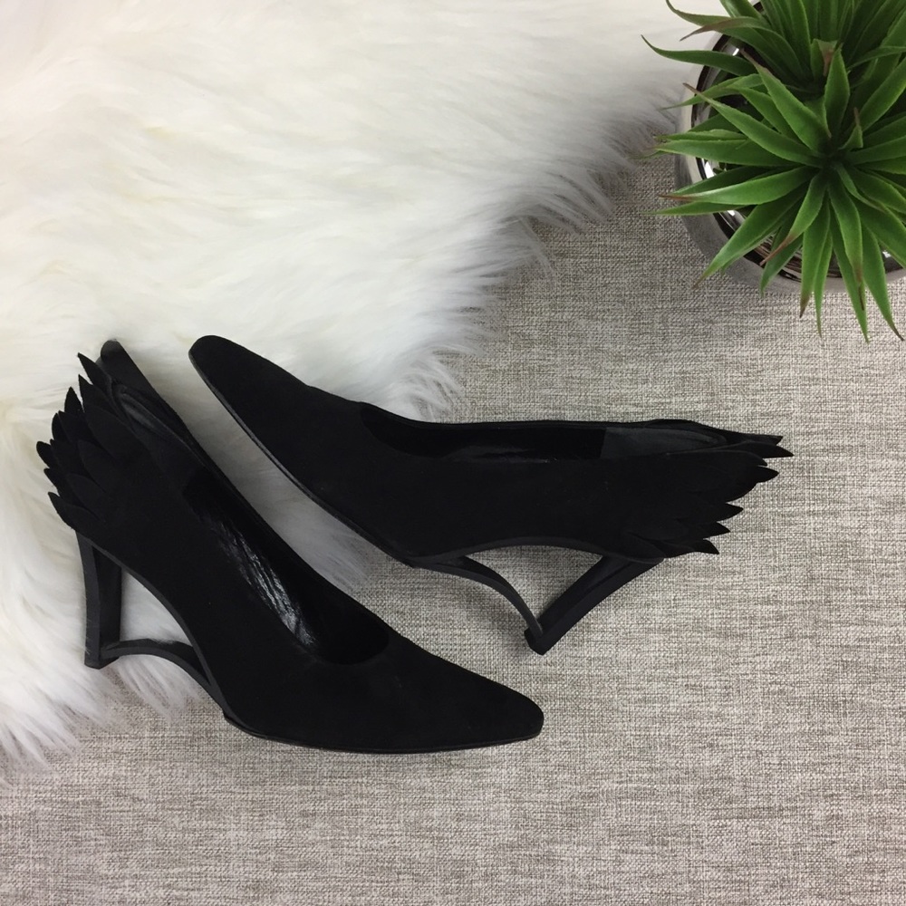 SOLD | Vintage Charles Jourdan Wing Shoes